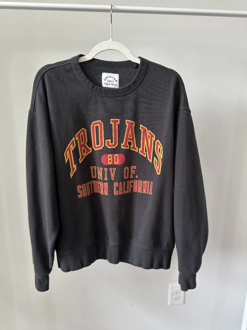 Men's American Eagle AE USC Trojans Graphic Sweatshirt Medium Washed Never Worn